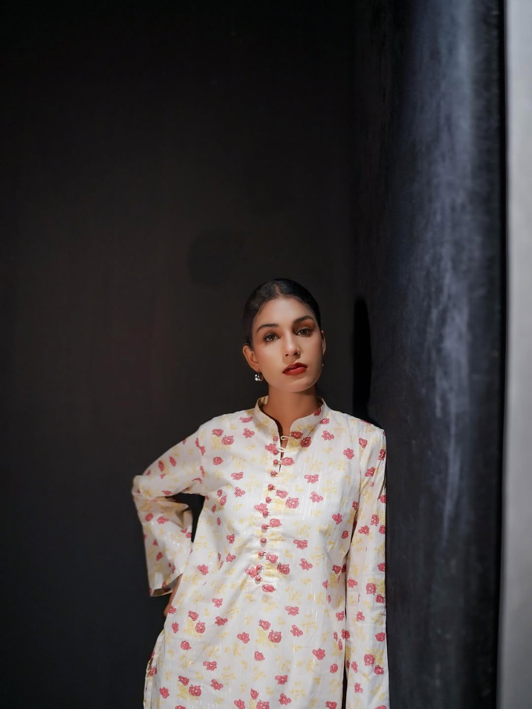 Floral zari set- shirt