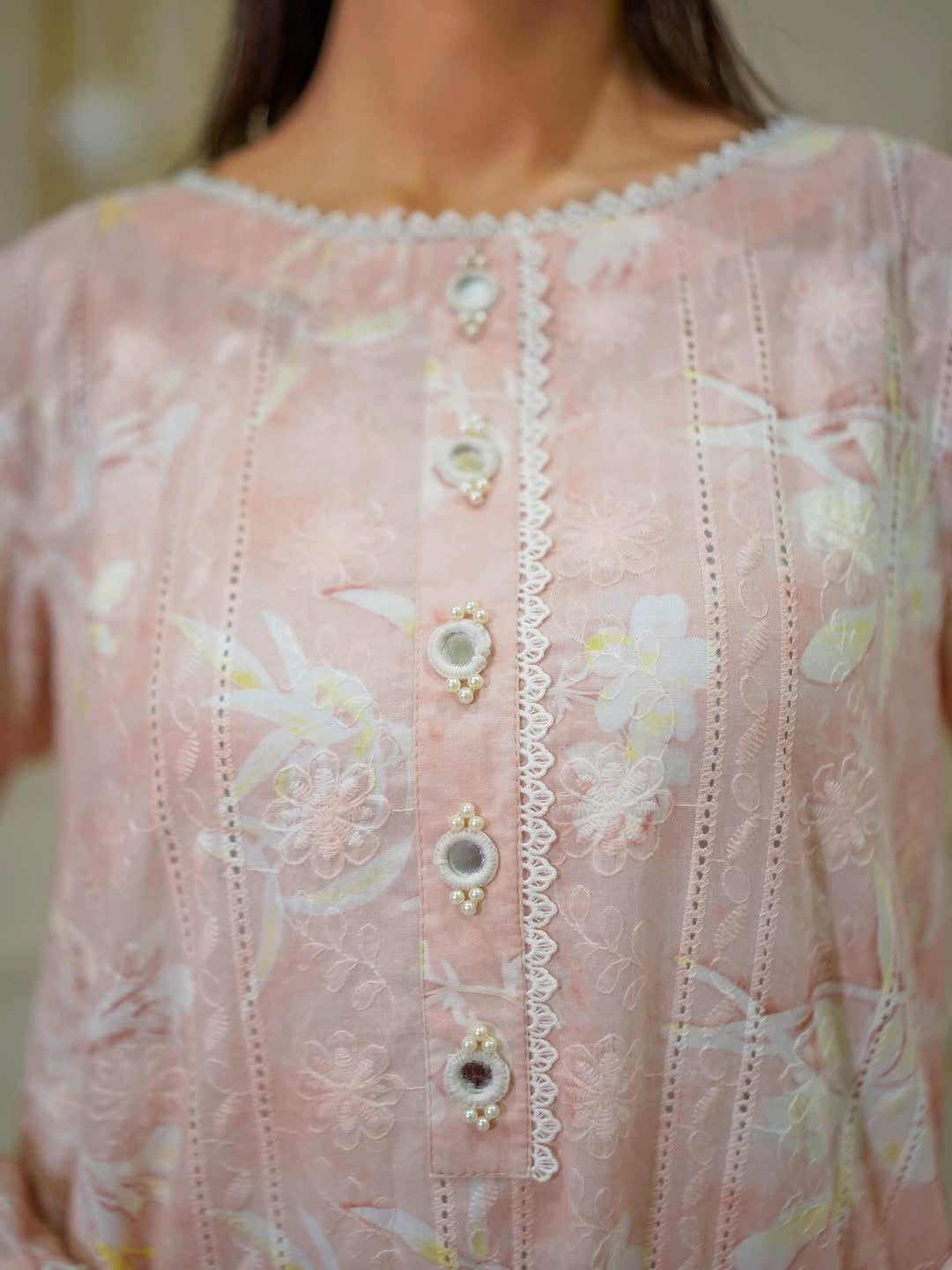 Pink-peach floral elegance