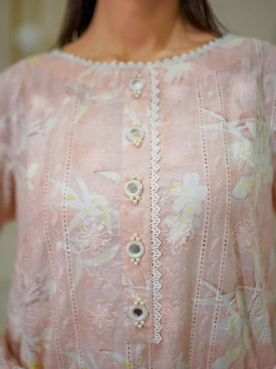 Pink-peach floral elegance